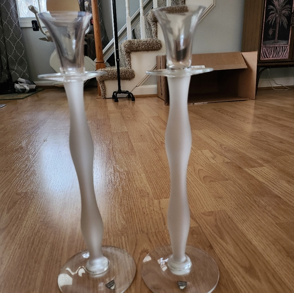 Pair of 13 inch Orrefors Rare Swedish frosted glass crystal candlesticks - Picture 7 of 7